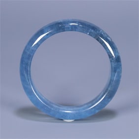 A piece of aquamarine bracelet from the Qing Dynasty