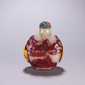 A Qing Dynasty glazed tire eight horses figure snuff bottle