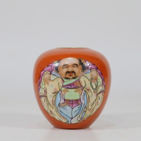 A small jar of coral red pastel made in the Qianlong year of the Qing Dynasty