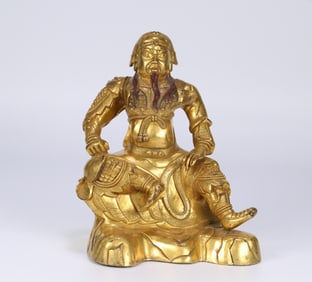 A bronze gilt statue of Guan Gong from the Qing Dynasty