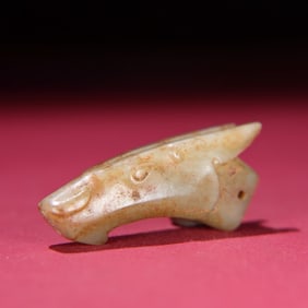 A piece of exquisite Hetian jade seed material raw pit has not been cleaned of the horse's head