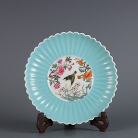 A green glazed window pastel flower and bird pattern chrysanthemum petal plate made in the Yongzheng