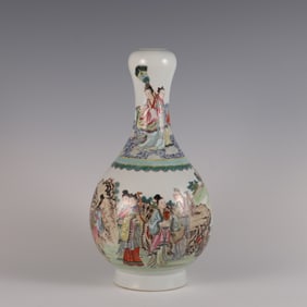 A piece of the Qing Dynasty Yongzheng year made pastel Magu longevity garlic bottle