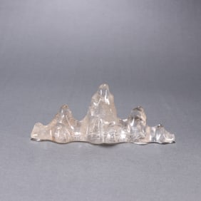 A beautiful crystal shanzi pen holder