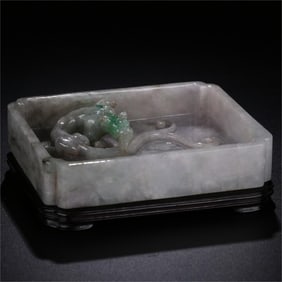 A piece of Qing Dynasty jade dragon pattern square wash