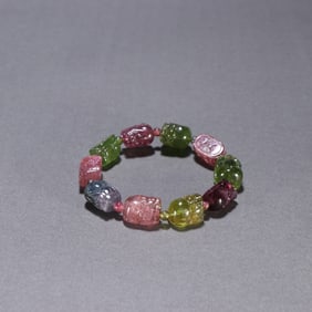 A beautiful tourmaline Pixiu bracelet