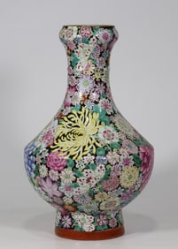 A piece of Qing Dynasty Jiaqing year of the ink base pastel flowers do not fall to the ground garlic