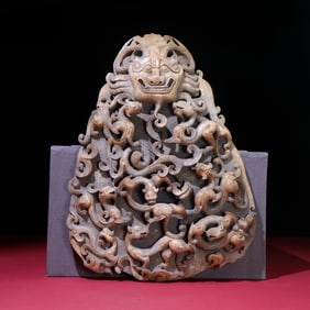A delicate Tuqin dragon out of the outline of the mother and son of the large ornament