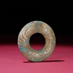 A piece of exquisite Hetian Yushengpit seed material uncleaned dragon ring ornament