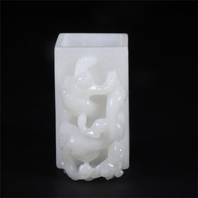A beautiful Hetian jade relief Wangzi Jackie Chan pen holder