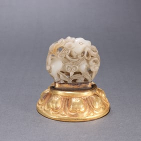 A piece of Qing Dynasty silver gilt inlay Hetian jade Fulu button stove top