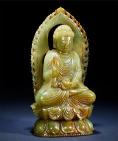 A jade Buddha ornament from the Qing Dynasty