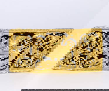 A delicate bronze gilt dragon belt buckle: Exquisite bronze gilt dragon belt buckle SIZE: 7.4x3.4x2.9cm W:87.2g (The Dimensions Of All Batches Are Manually Measured.If You Need More Detailed Information, Please Contact Our Customer Service Bef