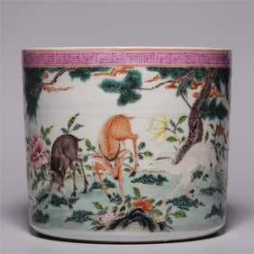 A pastel Sanyang Kaitai pen holder made in the Kangxi year of the Qing Dynasty