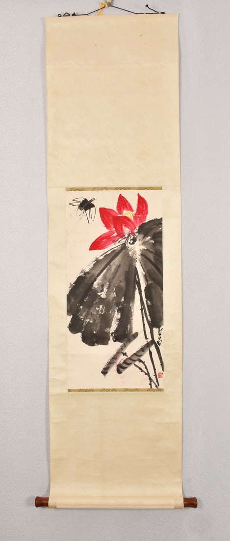 A vertical scroll of Qi Baishi's landscape on paper: Qi Baishi's landscape on paper SIZE: 66x33cm (The Dimensions Of All Batches Are Manually Measured.If You Need More Detailed Information, Please Contact Our Customer Service Before Bidding.)