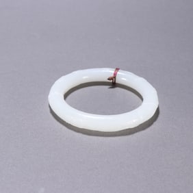 A beautiful Hetian Yu Fushou bracelet