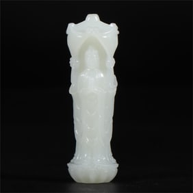 A beautiful Hetian jade three-sided Buddha hanging pendant