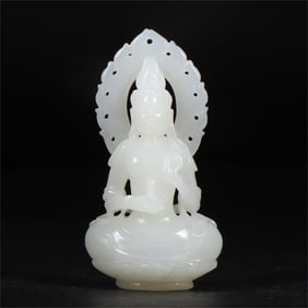 A beautiful Hetian jade Buddha ornament