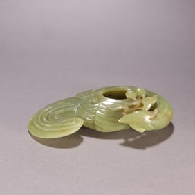 A Hetian topaz phoenix water bowl from the Qing Dynasty