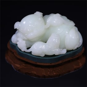 A beautiful Hetian jade Taishi and Young Lion Ornament for everything