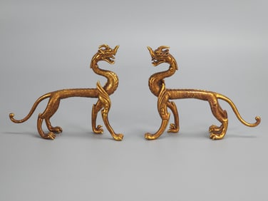A fine bronze gilt dragon
