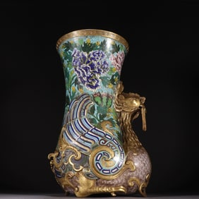 A bronze cloisonné enamel phoenix pattern statue of the Qing Dynasty