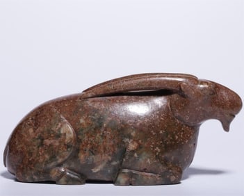 A piece of ancient jade lying sheep in the Ming Dynasty
