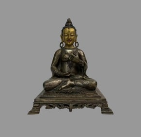 A beautiful bronze gilt silver Buddha mother