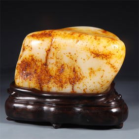 A piece of exquisite Hetian jade rough