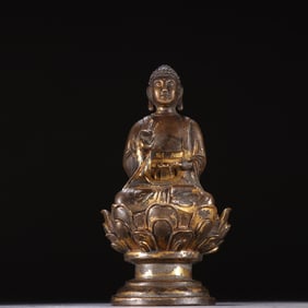 A bronze gilt statue of Shakyamuni from the Liao Dynasty