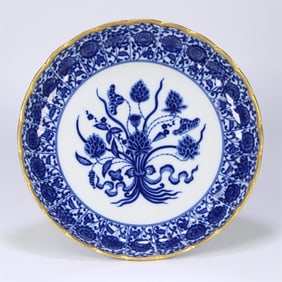 A blue and white silver-gilt gold-rimmed flower sunflower sunflower sunflower made in the Qing