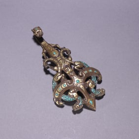A piece of Han Dynasty copper wrong gold and silver inlaid turquoise beast pattern belt hook