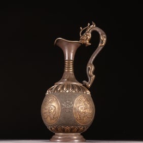 A sterling silver gilt dragon pattern pot from the Qing Dynasty