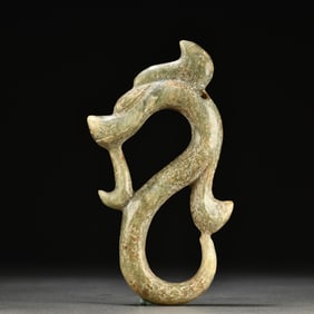 A fine topaz C dragon