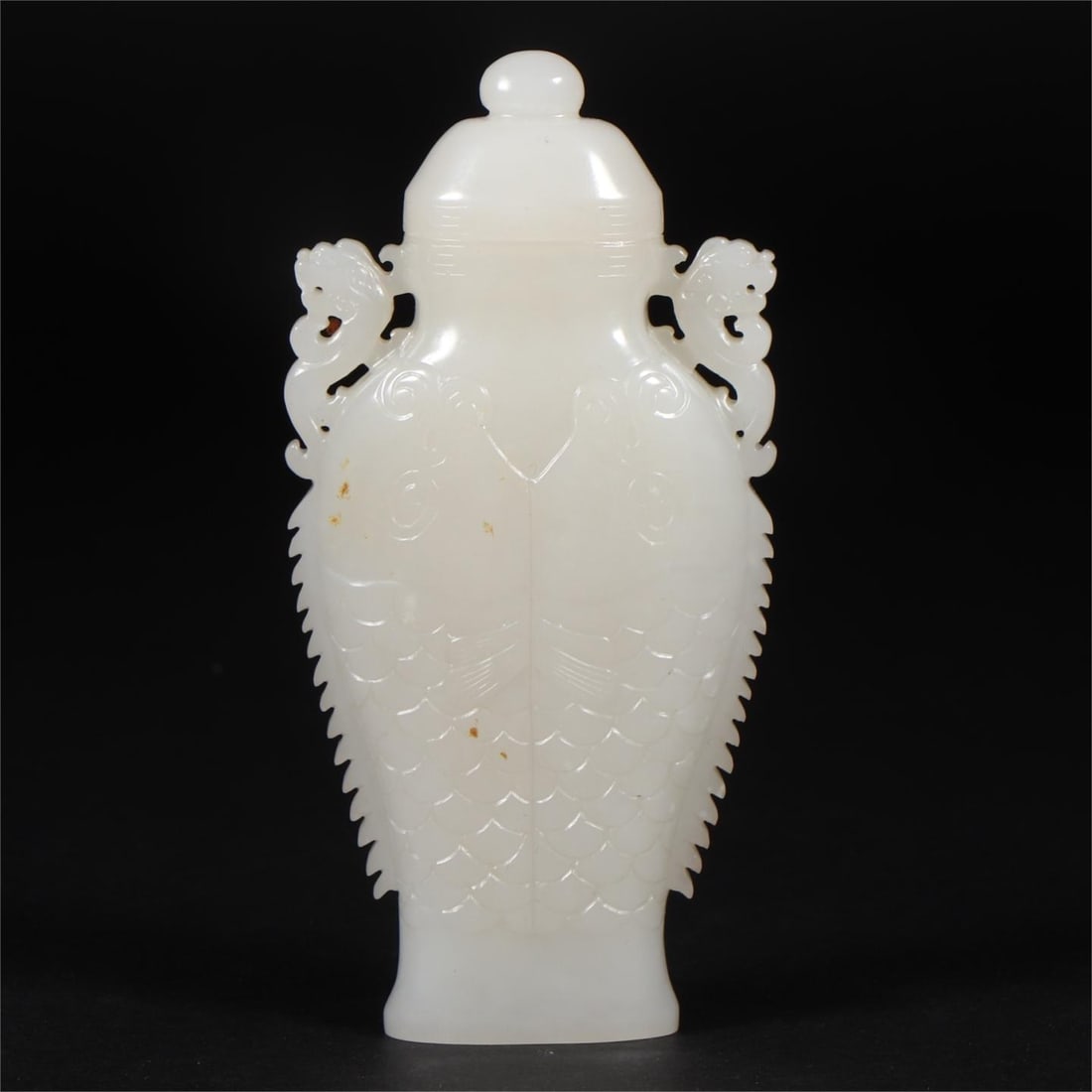 A beautiful Hetian jade amphora: Exquisite Hetian jade amphora Size: L:4.9cm W:1.9cm H:10cm W:103g (The Dimensions Of All Batches Are Manually Measured.If You Need More Detailed Information, Please Contact Our Customer Service Before