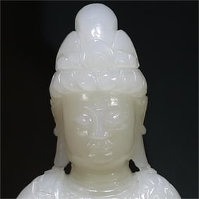 A beautiful Guanyin Bodhisattva ornament