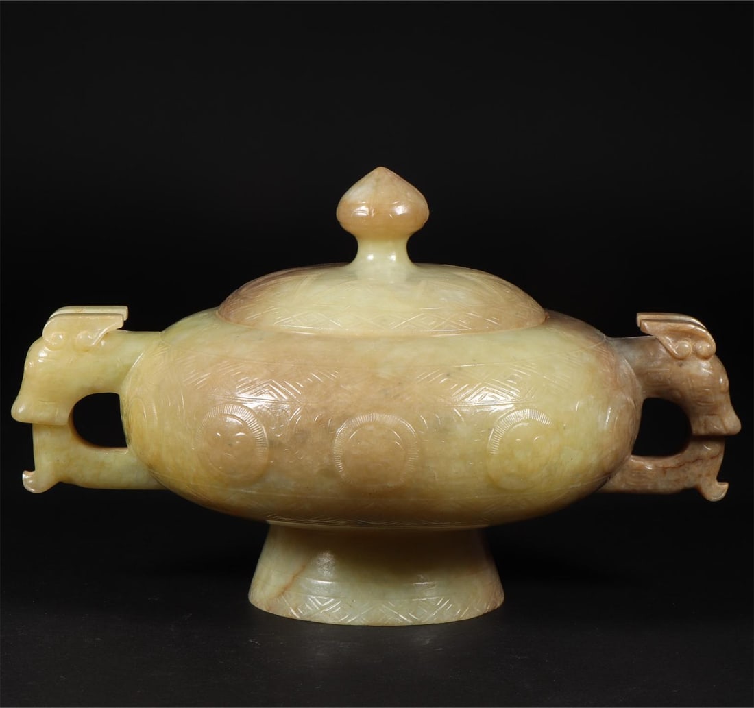 A beautiful Hetian jade amphora: Exquisite Hetian jade amphora aromatherapy Size: L:21.5cm W:15cm H:13cm W:1220g (The Dimensions Of All Batches Are Manually Measured.If You Need More Detailed Information, Please Contact Our Customer