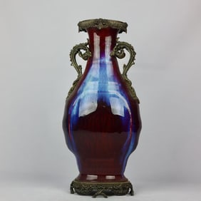 A fine kiln-glazed copper-laced amphora vase