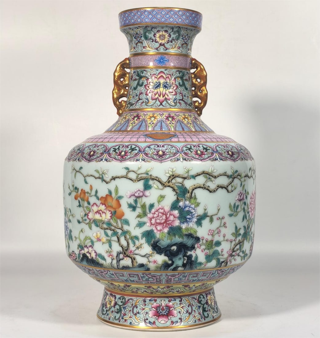 A Qing Dynasty enamel color twelve flower god amphora: The Qing Dynasty Qianlong year enamel color twelve flower god amphora Size:H:32cm Mouth D:9cm Belly D:21cm Foot D:13cm (The Dimensions Of All Batches Are Manually Measured.If You Need More Detailed In