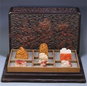 A set of Qing Dynasty rosewood box Shoushan Shitian Huangshi seals