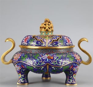 A fine copper cloisonné enamel amphorae with lid for the Qing Palace three-legged furnace