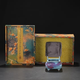 A purple-red spotted court four-sided tripod furnace of the Song Dynasty Jun kiln Qianlong imperial