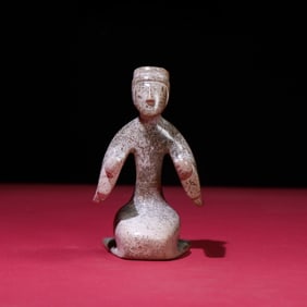 A gray-skinned jade nobleman of the Han Dynasty
