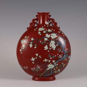 A coral red enamel colored magnolia pattern flat bottle made in the Qianlong period of the Qing