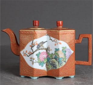 A double pot of enamel colored gold-painted window flowers and birds made in the Yongzheng year of