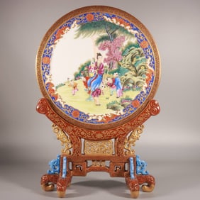 A Qing Dynasty Qianlong enamel colored gold-carved entwined lotus window character story screen