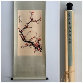 A painting of Dong Shouping's red plum vertical axis