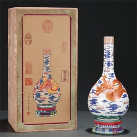 A blue powder colored cloud dragon pattern gold-painted gall bottle made in the Qianlong period of