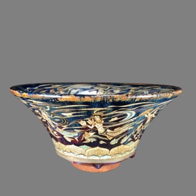 A flying pattern hat bowl built in the Song Dynasty