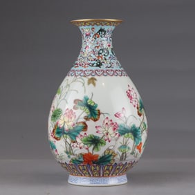 A pastel gold-painted lotus pattern jade pot made in the Guangxu year of the Qing Dynasty